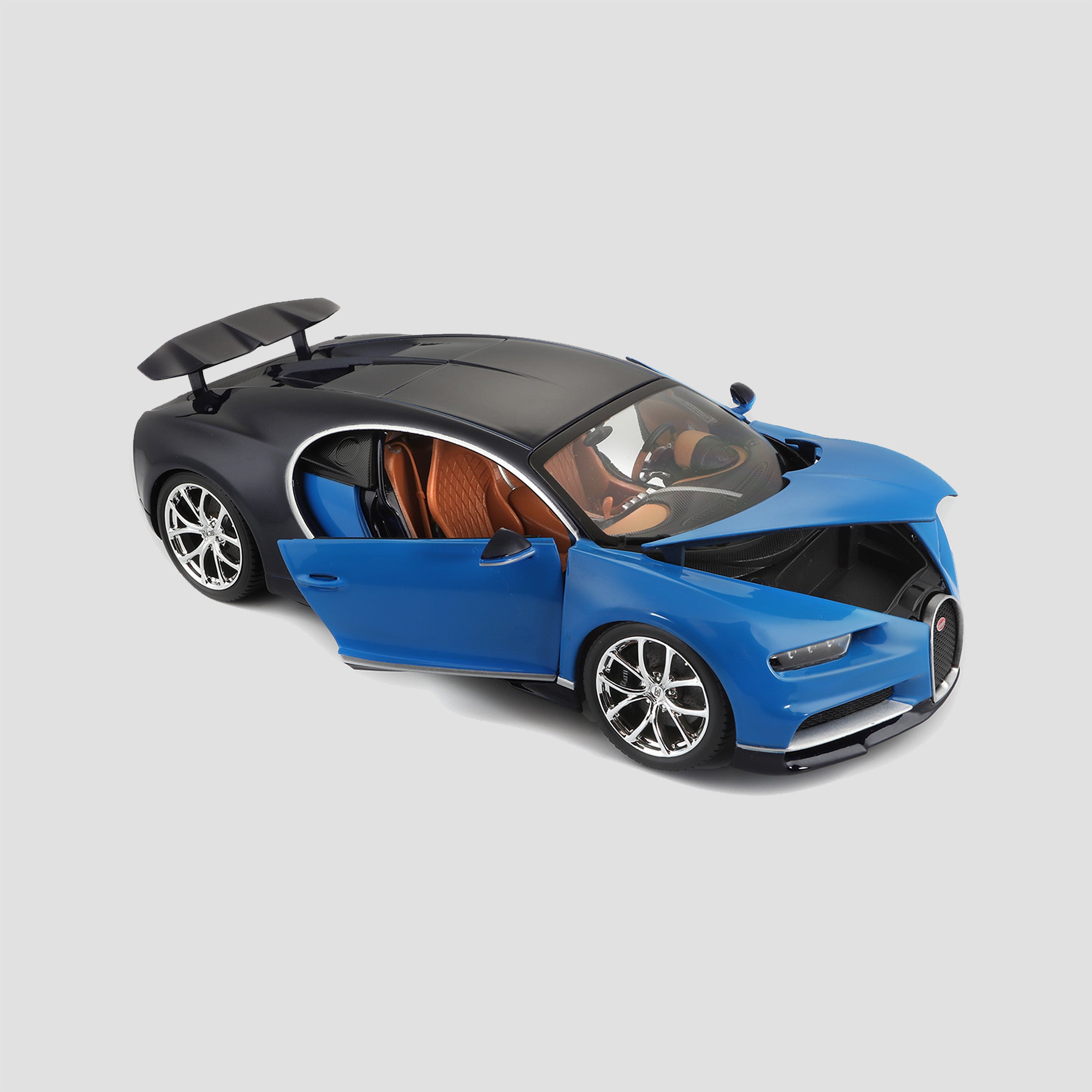 1:18 scale model of the Bugatti Chiron in blue with black with doors & bonnet open.